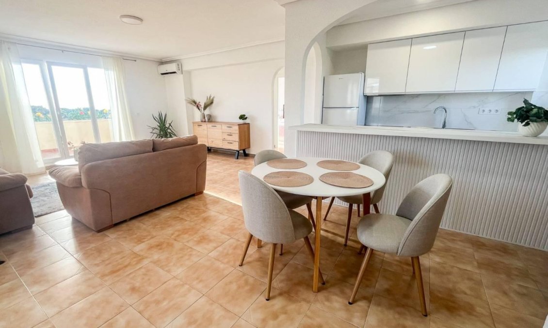 Revânzare - Apartament -
Torrevieja - Costa Blanca