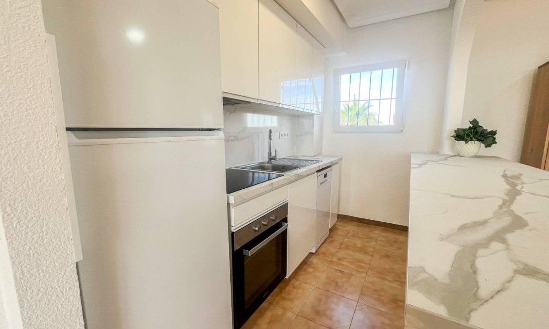 Revânzare - Apartament -
Torrevieja - Costa Blanca