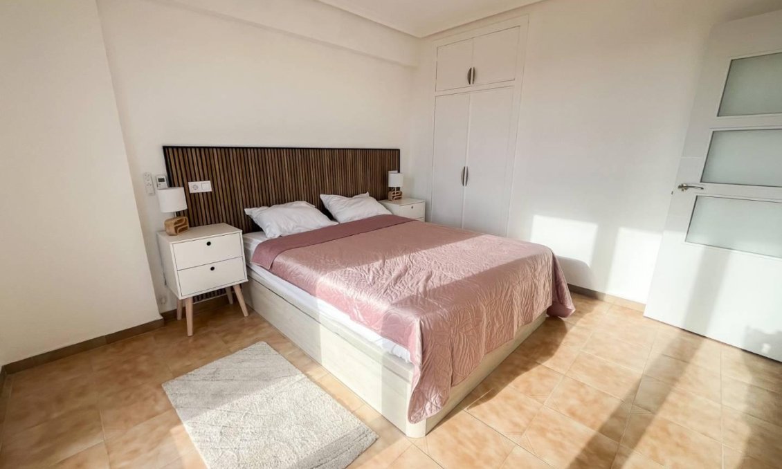 Revânzare - Apartament -
Torrevieja - Costa Blanca