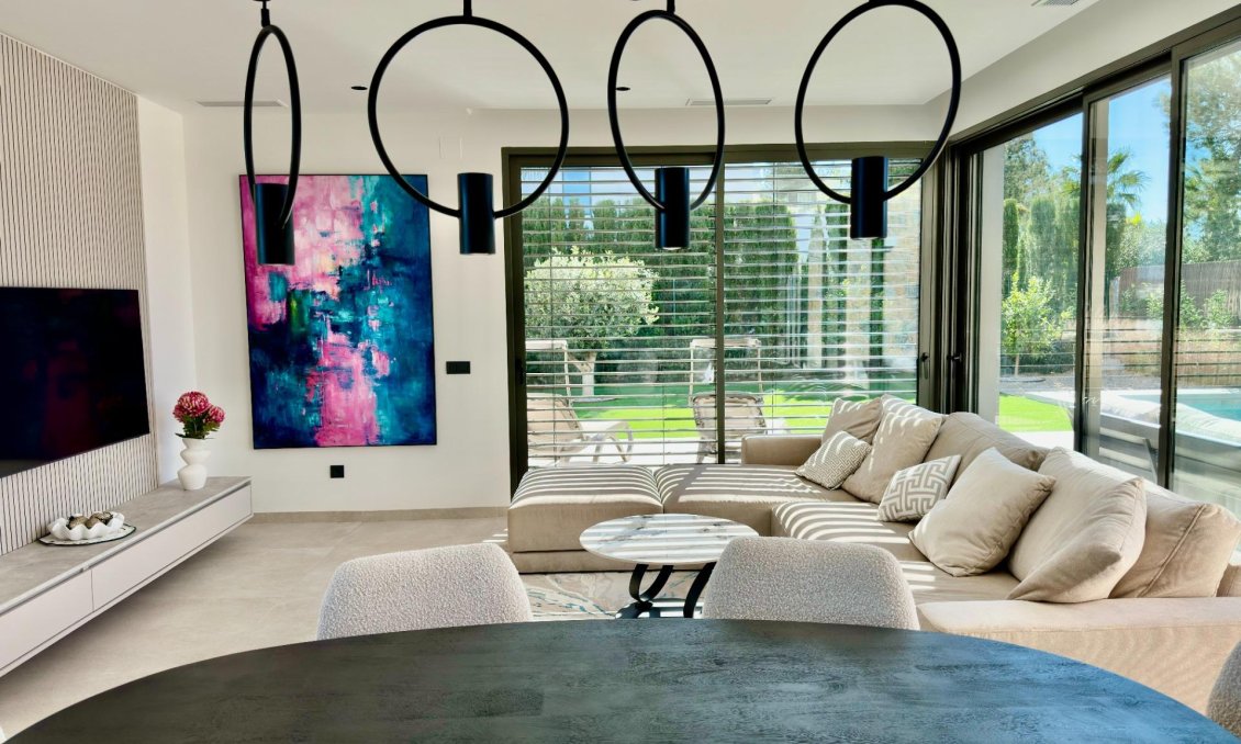 Használt Ingatlanok - Villa -
Orihuela - Las Colinas Golf