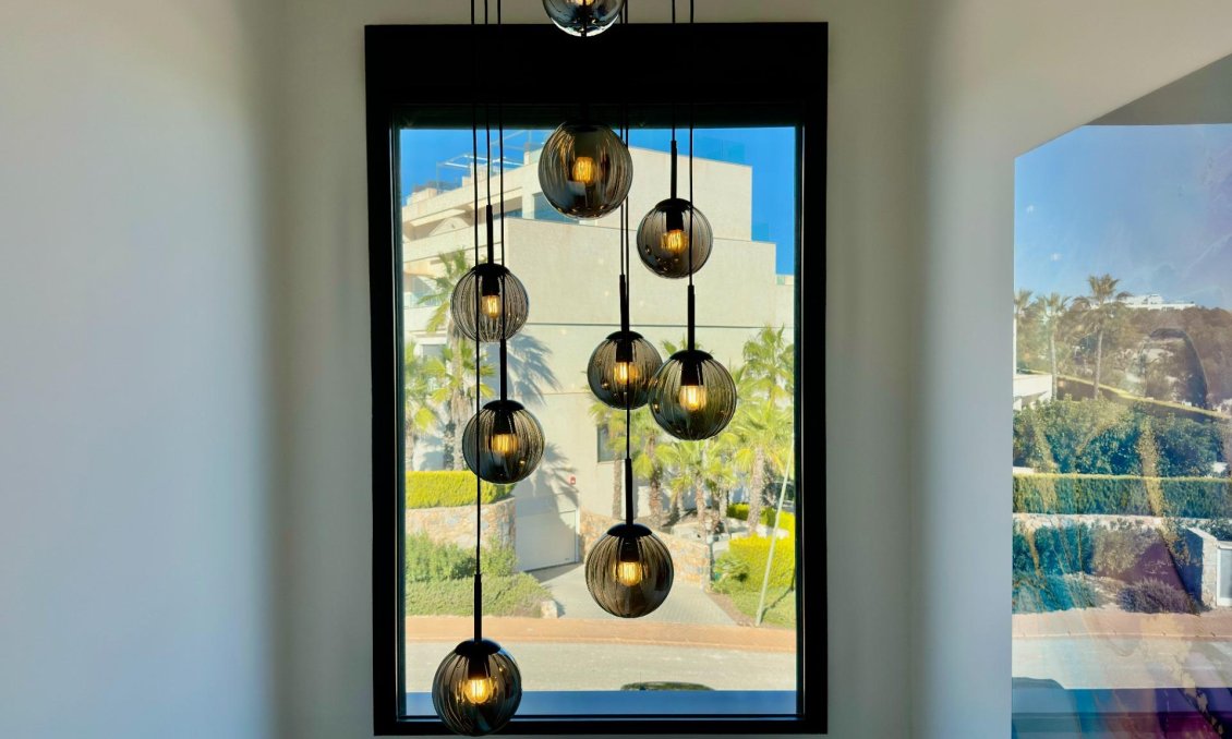 Használt Ingatlanok - Villa -
Orihuela - Las Colinas Golf