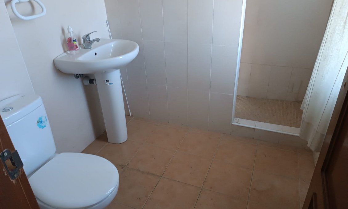 Használt Ingatlanok - Villa -
Yecla - Inland