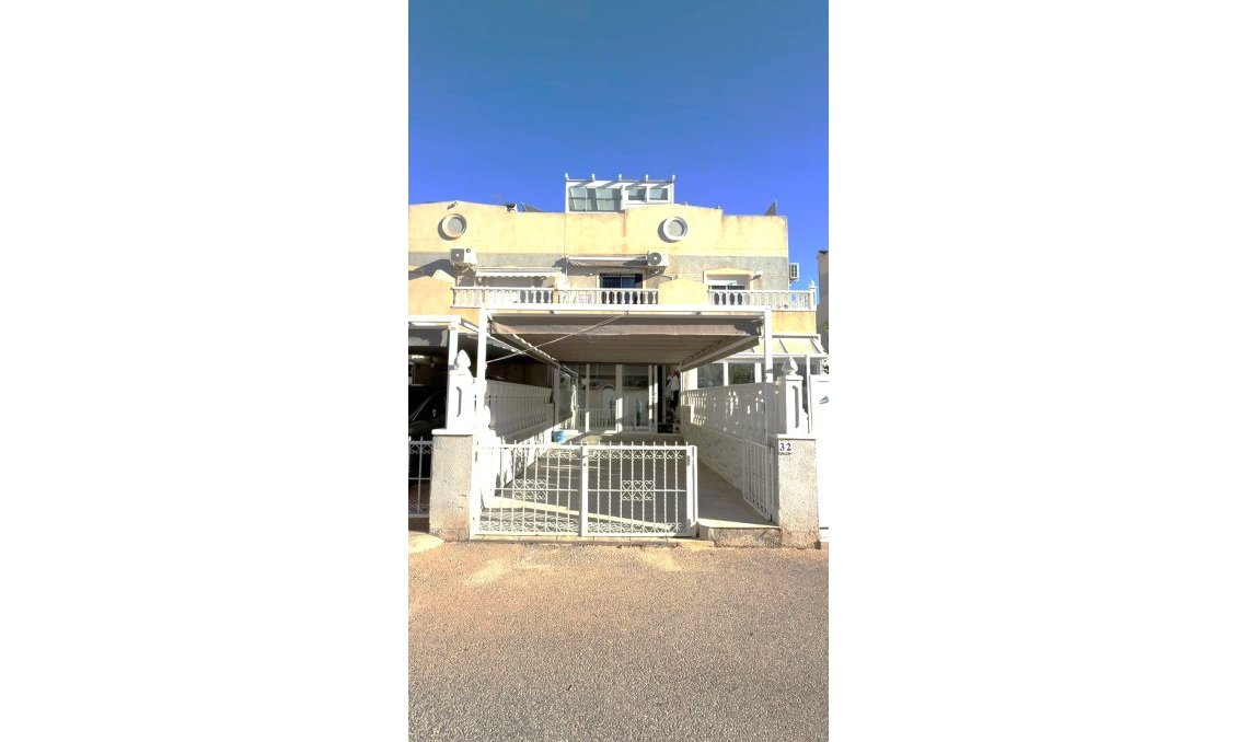 Segunda mano - Town House -
Orihuela Costa - Costa Blanca