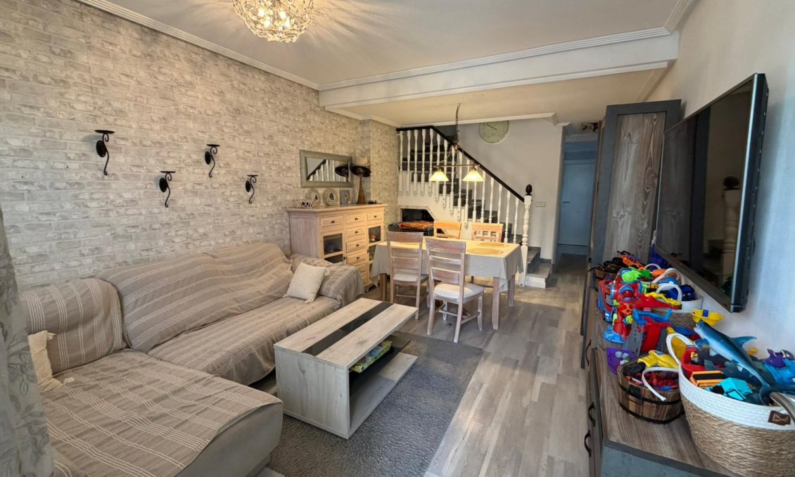 Segunda mano - Town House -
Orihuela Costa - Costa Blanca