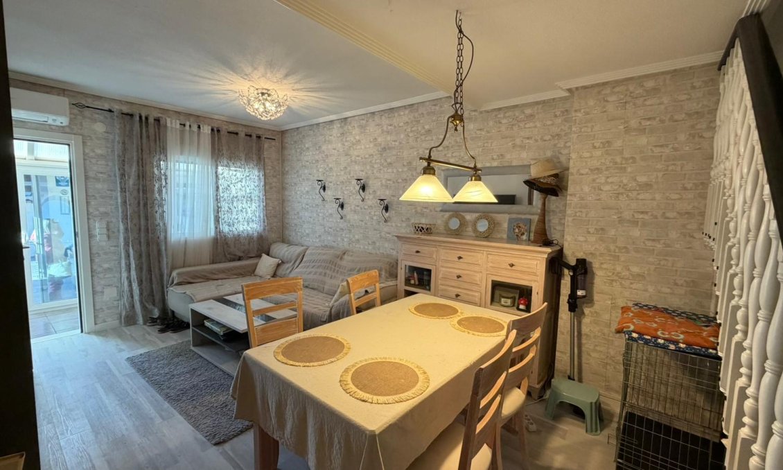 Segunda mano - Town House -
Orihuela Costa - Costa Blanca