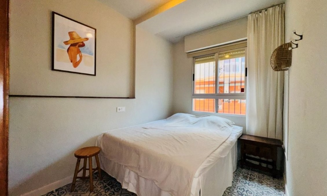 Segunda mano - Apartamento -
La Mata - Costa Blanca