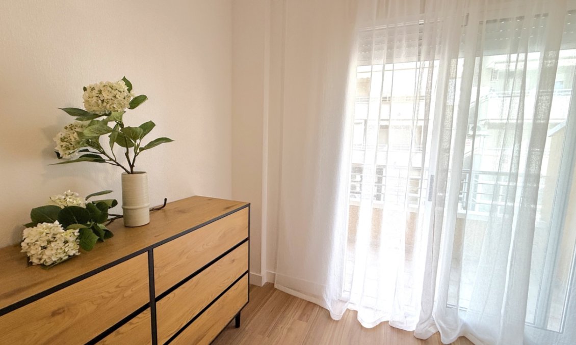 Használt Ingatlanok - Apartman -
Torrevieja - Costa Blanca