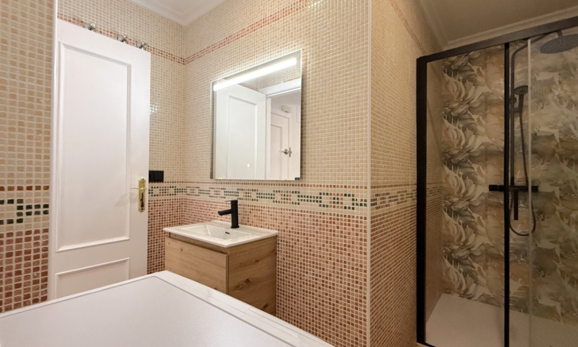 Használt Ingatlanok - Apartman -
Torrevieja - Costa Blanca