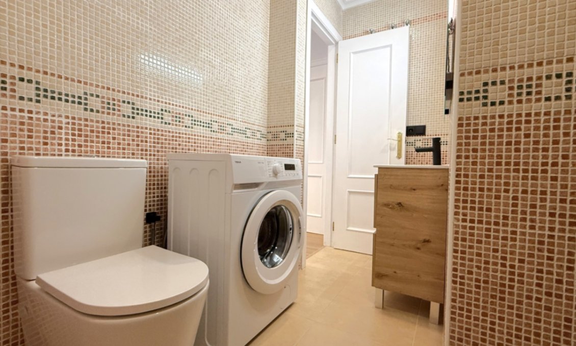 Használt Ingatlanok - Apartman -
Torrevieja - Costa Blanca