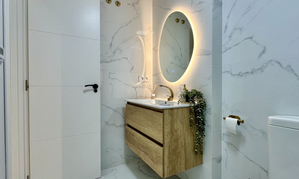 Segunda mano - Apartamento -
Orihuela - Inland