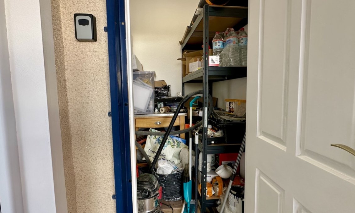 Segunda mano - Apartamento -
Orihuela - Inland