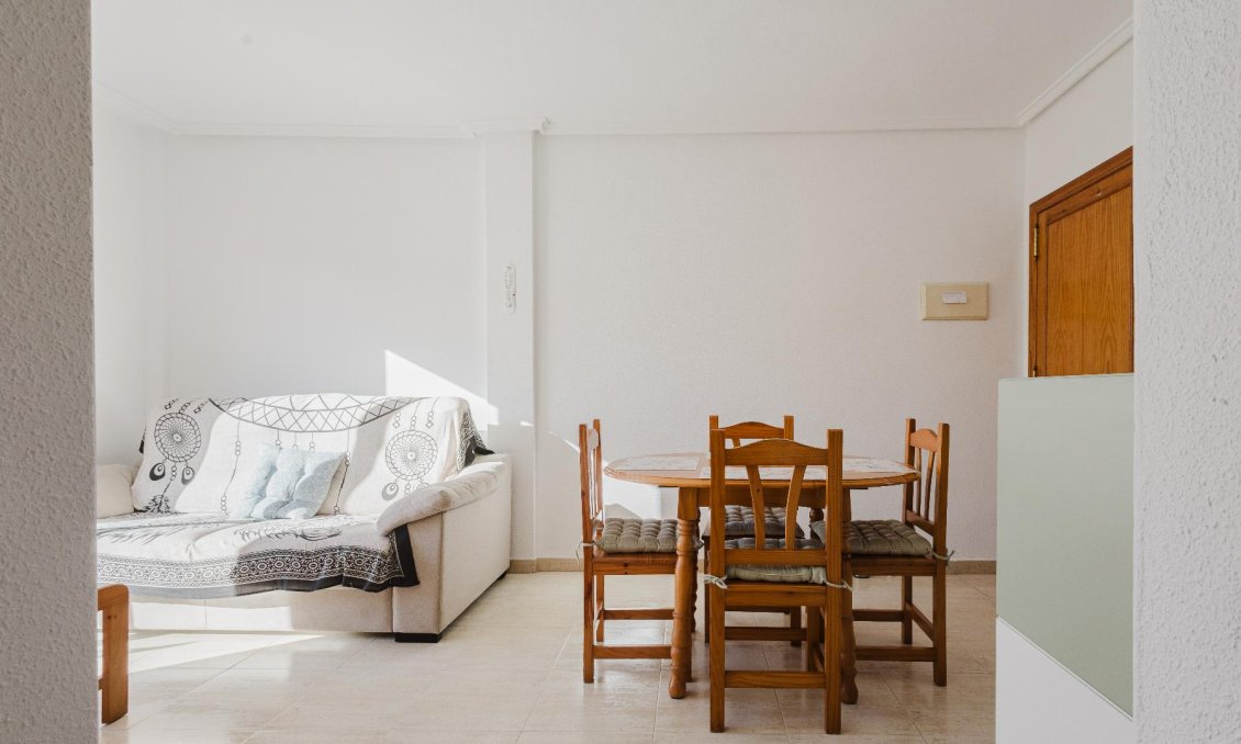 Segunda mano - Bungalow -
Torrevieja - Costa Blanca