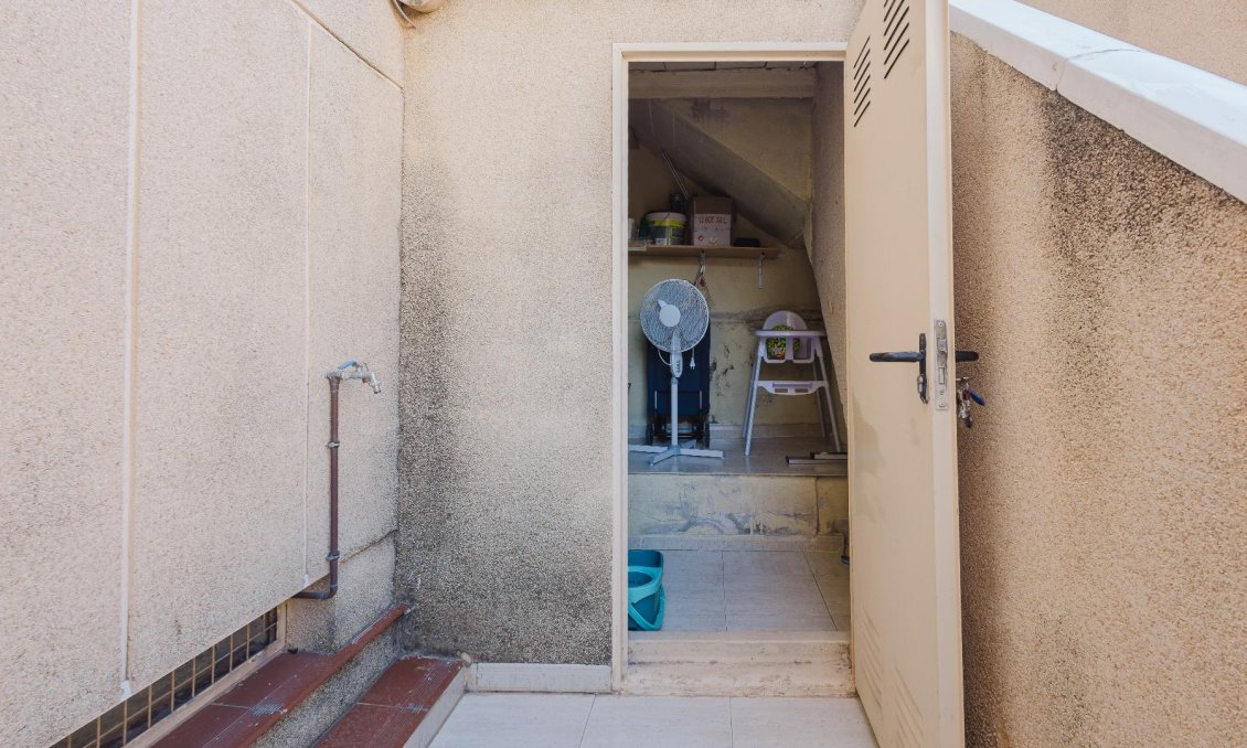 Segunda mano - Bungalow -
Torrevieja - Costa Blanca