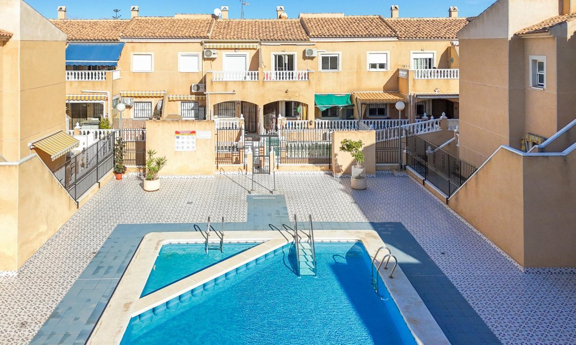 Segunda mano - Bungalow -
Torrevieja - Costa Blanca