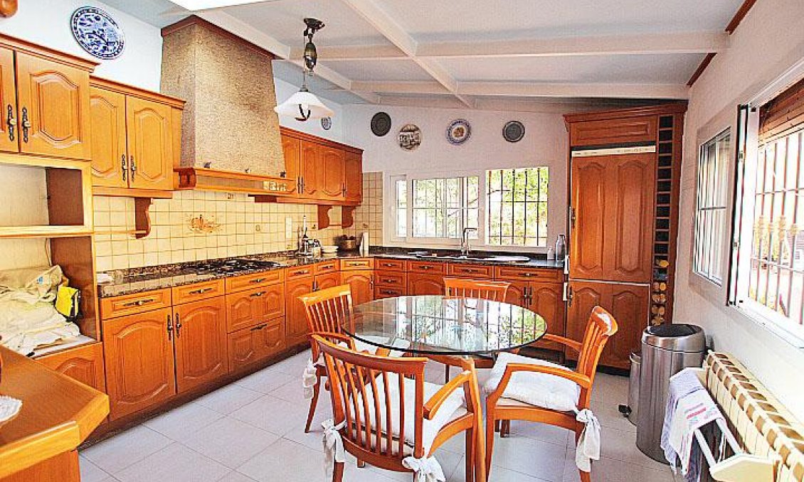 Használt Ingatlanok - Villa -
Torrevieja - Costa Blanca