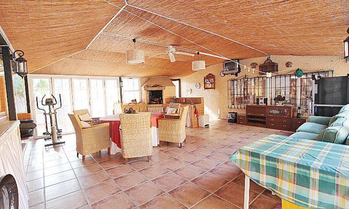 Használt Ingatlanok - Villa -
Torrevieja - Costa Blanca