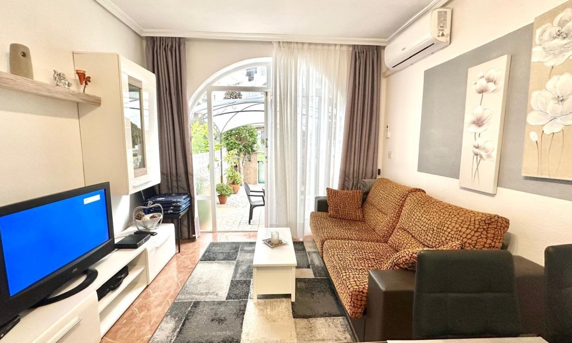 Revente - Appartement -
Torrevieja - Estacion De Autobuses