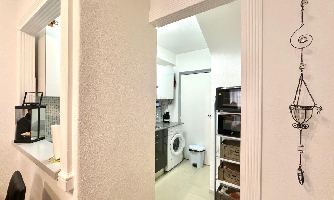 Revente - Appartement -
Torrevieja - Estacion De Autobuses