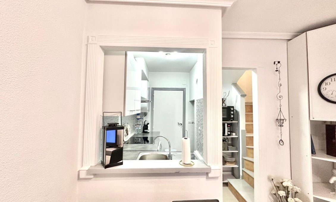 Revente - Appartement -
Torrevieja - Estacion De Autobuses