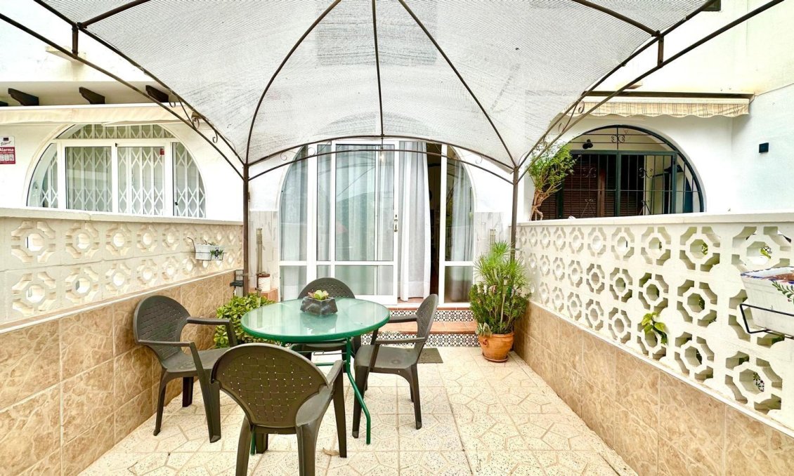 Revente - Appartement -
Torrevieja - Estacion De Autobuses