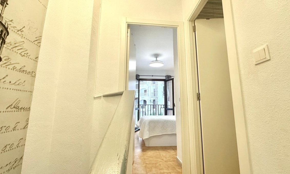 Revente - Appartement -
Torrevieja - Estacion De Autobuses