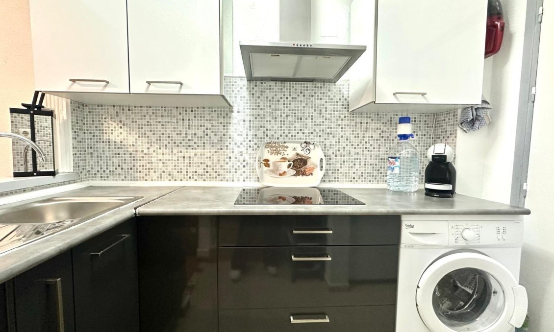 Revente - Appartement -
Torrevieja - Estacion De Autobuses