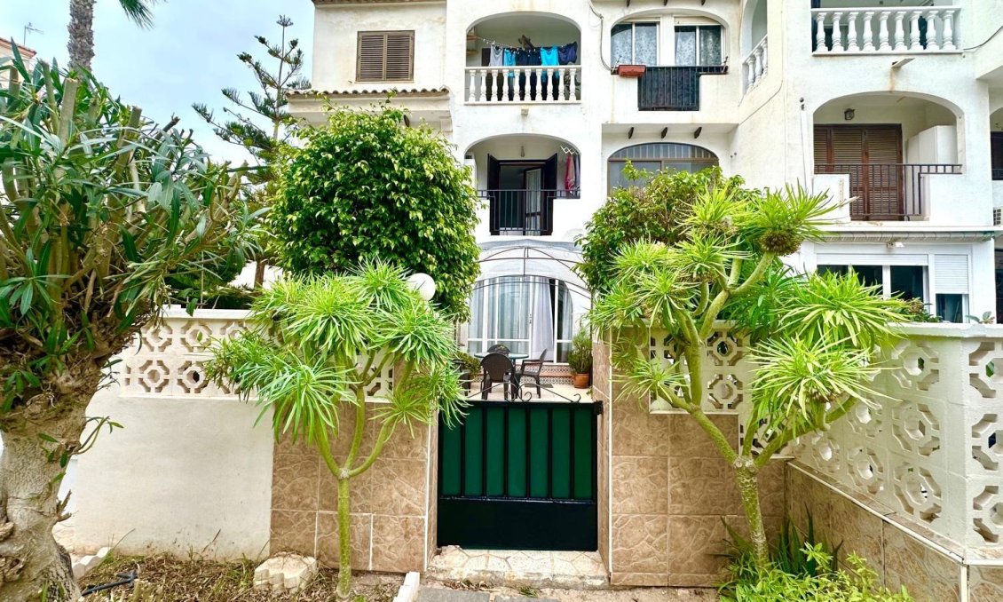 Revente - Appartement -
Torrevieja - Estacion De Autobuses