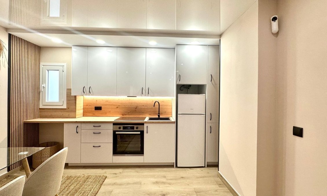 Revente - Appartement -
Torrevieja - Centro