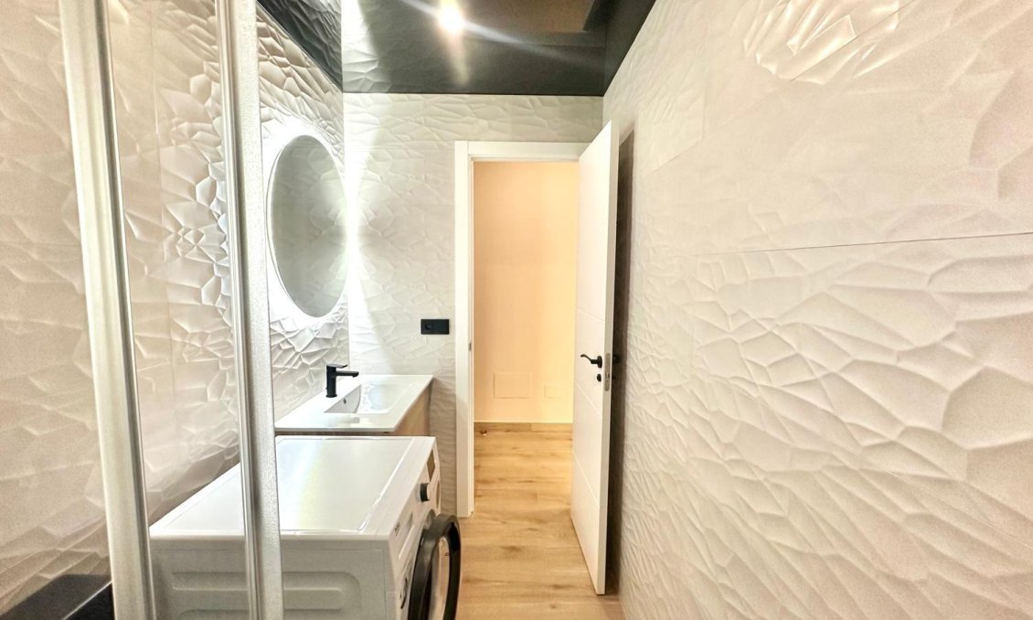 Revente - Appartement -
Torrevieja - Centro