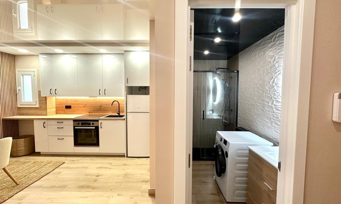 Revente - Appartement -
Torrevieja - Centro