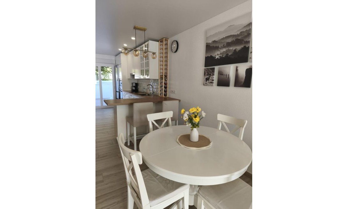 Segunda mano - Town House -
Torrevieja