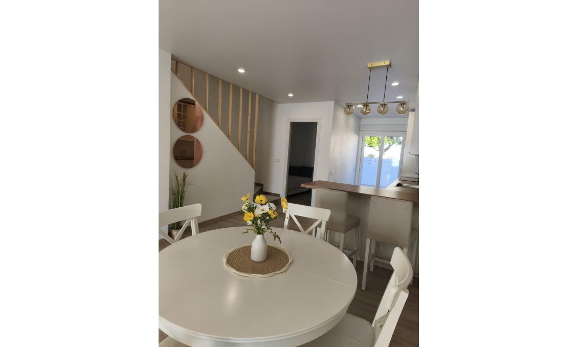 Segunda mano - Town House -
Torrevieja