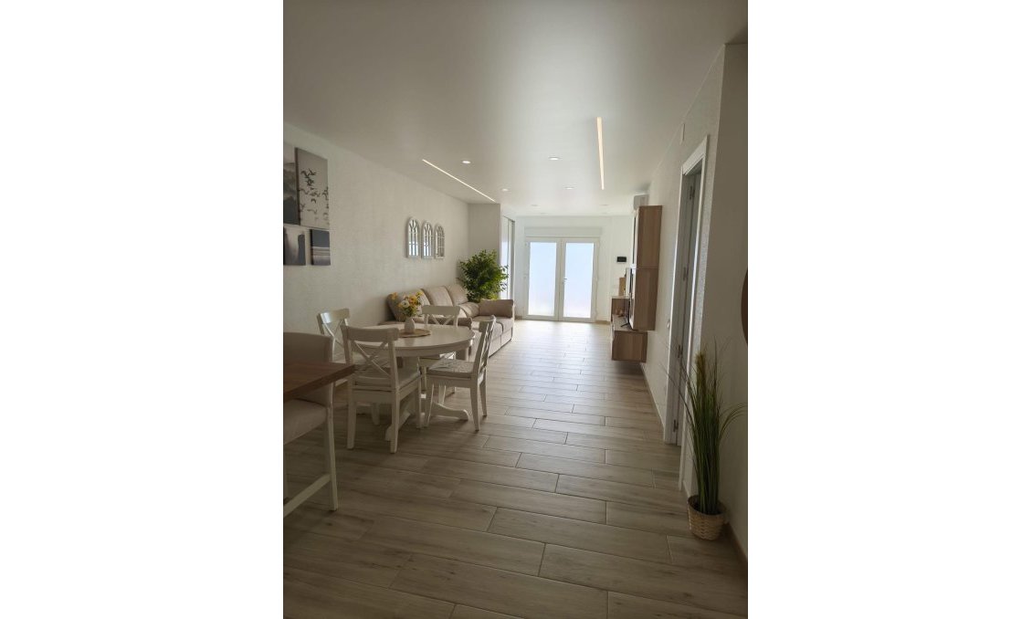 Segunda mano - Town House -
Torrevieja