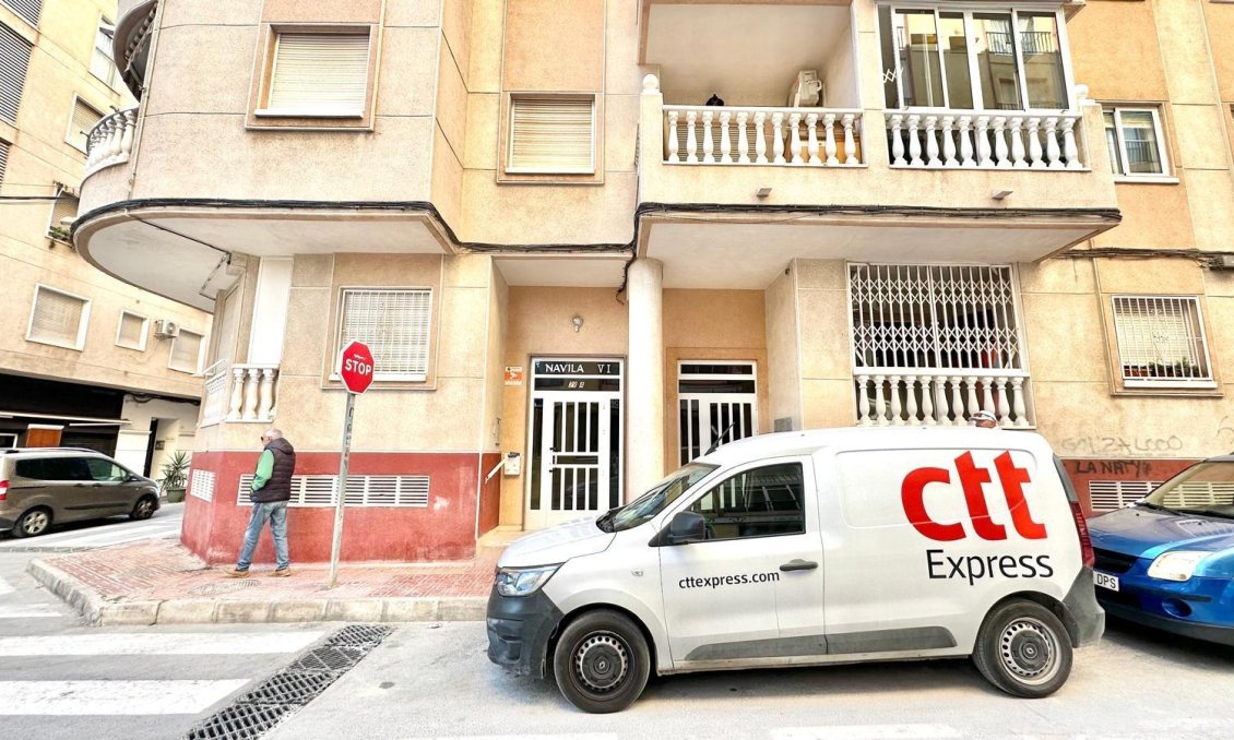 Revente - Appartement -
Torrevieja - Centro