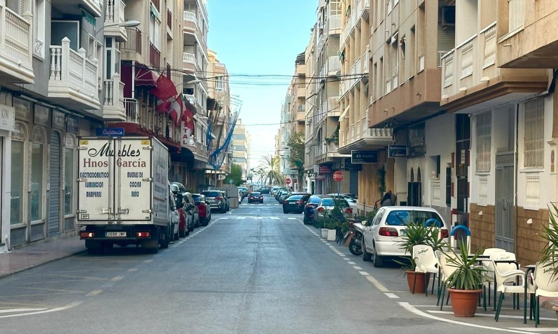 Revente - Appartement -
Torrevieja - Centro