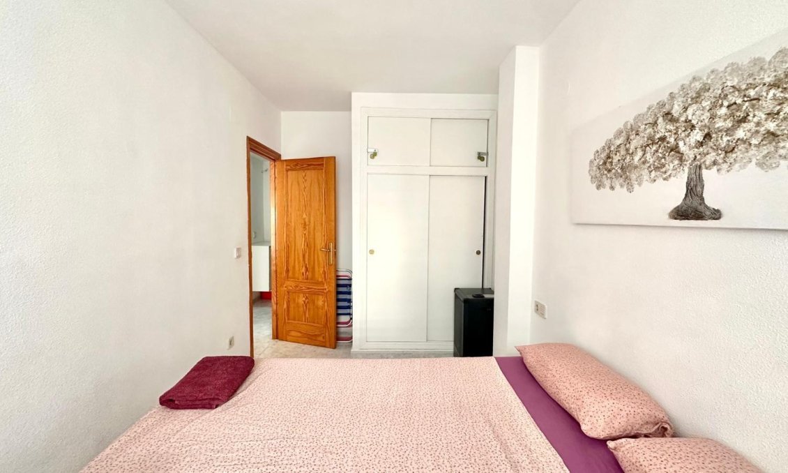 Revente - Appartement -
Torrevieja - Centro