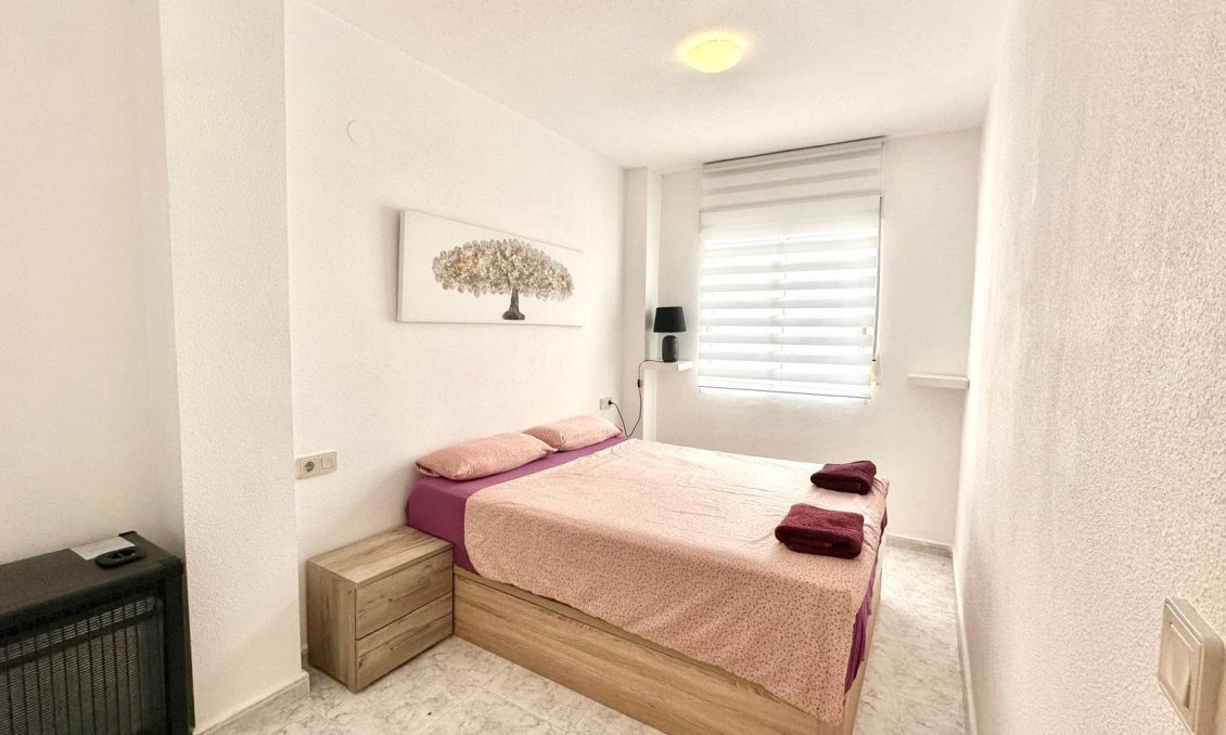 Revente - Appartement -
Torrevieja - Centro