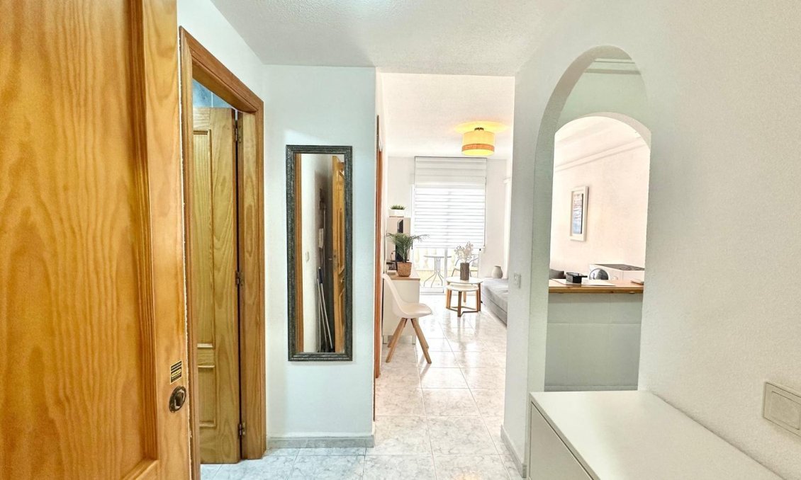 Revente - Appartement -
Torrevieja - Centro