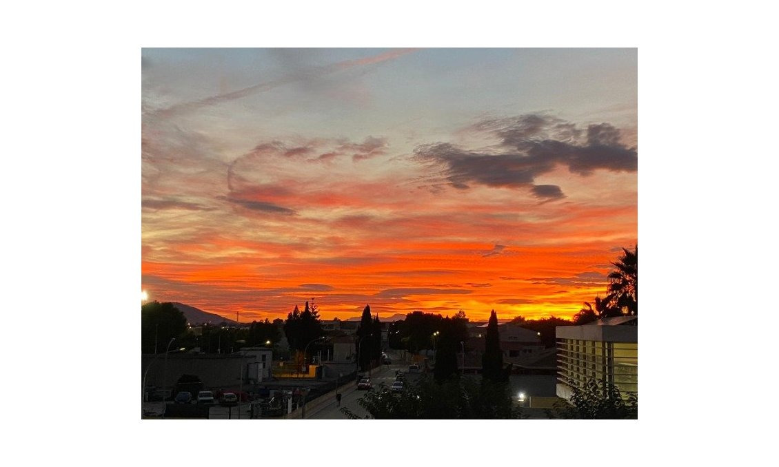 Resale - Penthouse -
Rafal - Inland