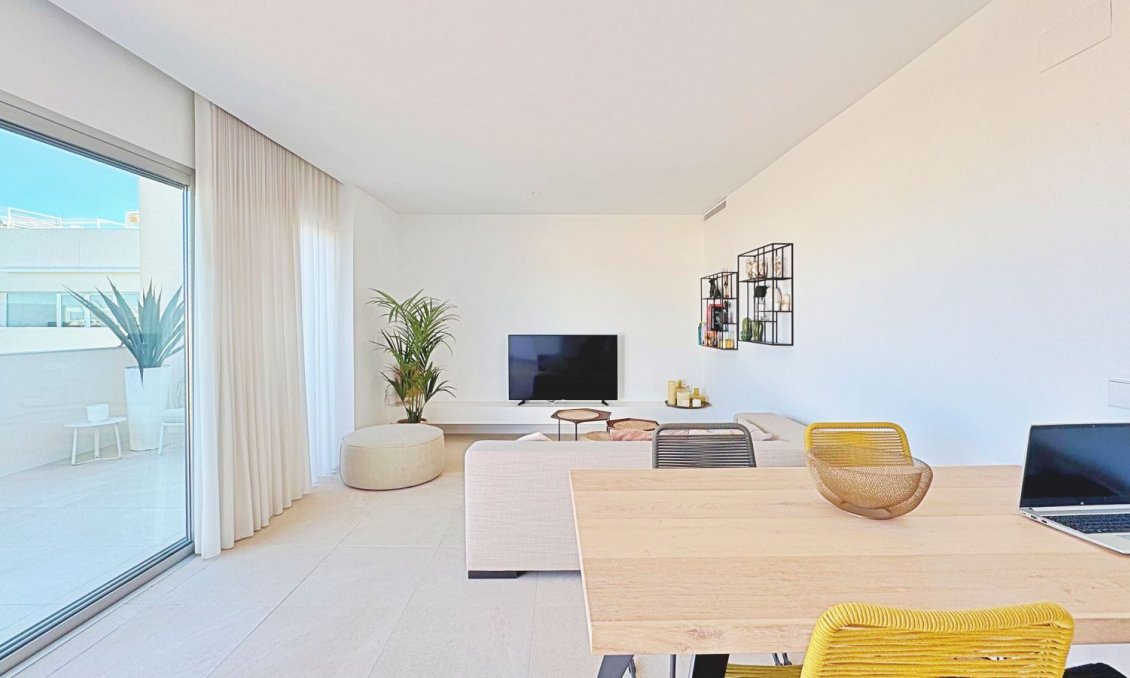 Használt Ingatlanok - Tetőtéri lakás -
Torrevieja - Costa Blanca