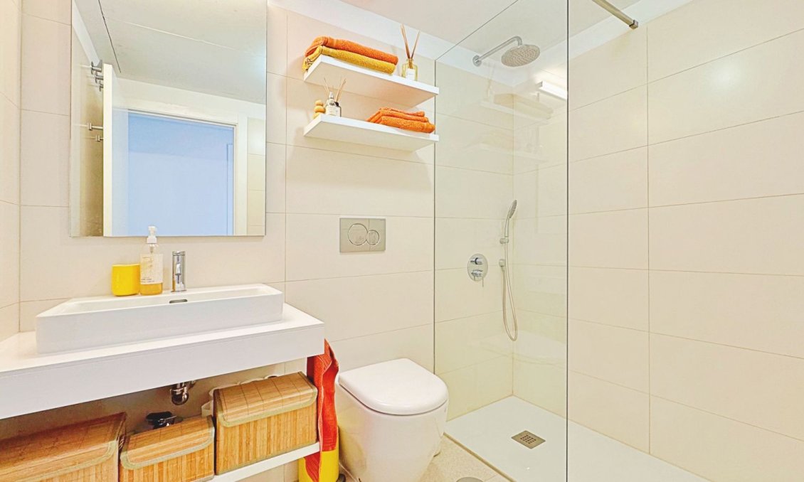 Használt Ingatlanok - Tetőtéri lakás -
Torrevieja - Costa Blanca