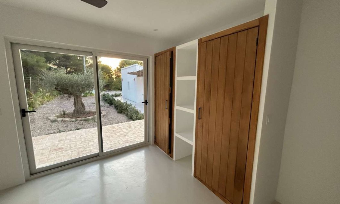 Használt Ingatlanok - Villa -
Jávea - Costa Blanca