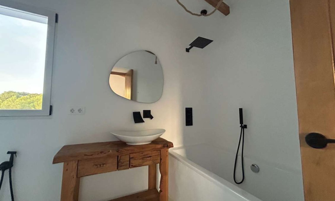 Resale - Villa -
Jávea - Costa Blanca