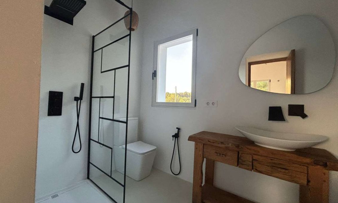 Resale - Villa -
Jávea - Costa Blanca