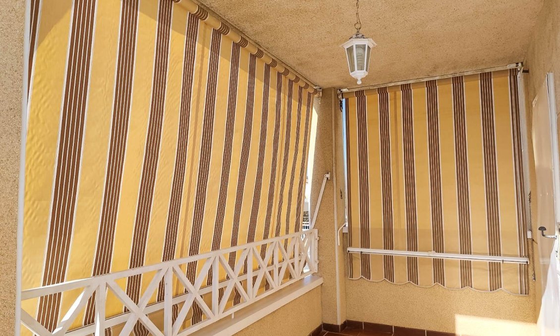 Segunda mano - Bungalow -
Torrevieja - Parque Acuático - Sector 25