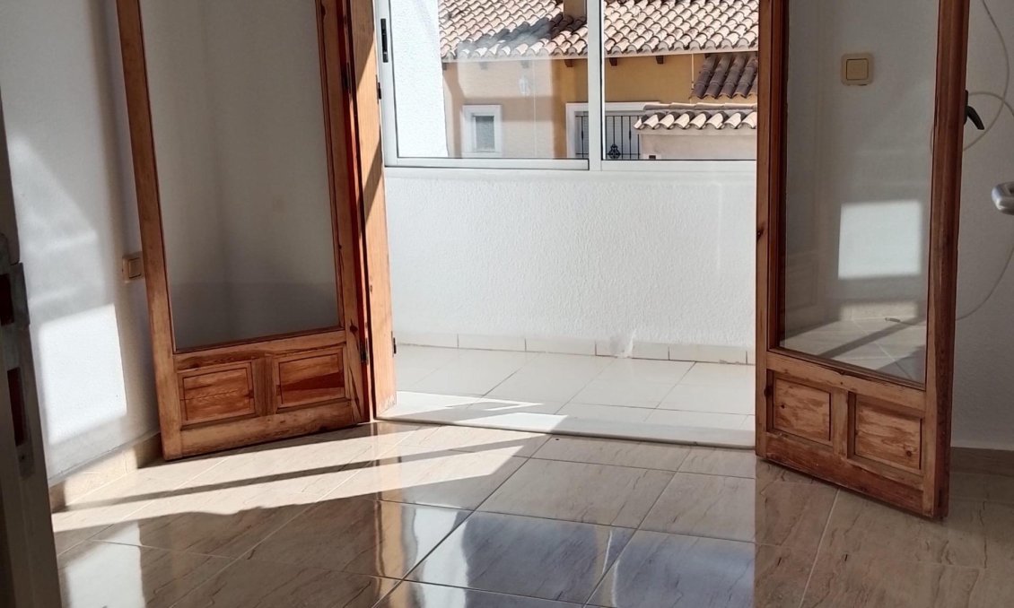 Segunda mano - Town House -
Torrevieja - Los Balcones