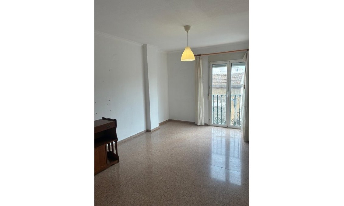 Segunda mano - Apartamento -
Almoradí - Centro