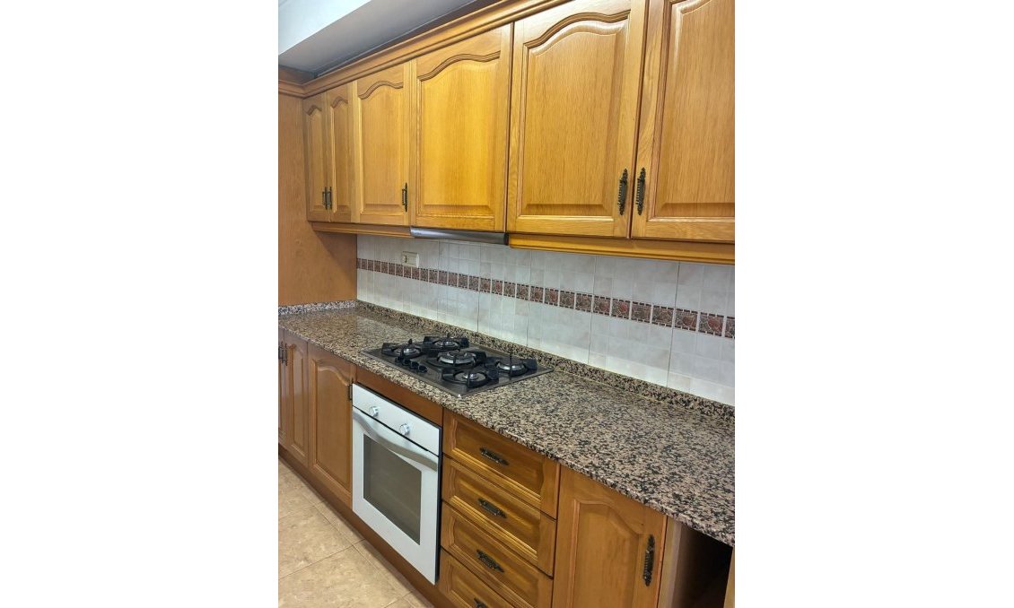 Segunda mano - Apartamento -
Almoradí - Centro