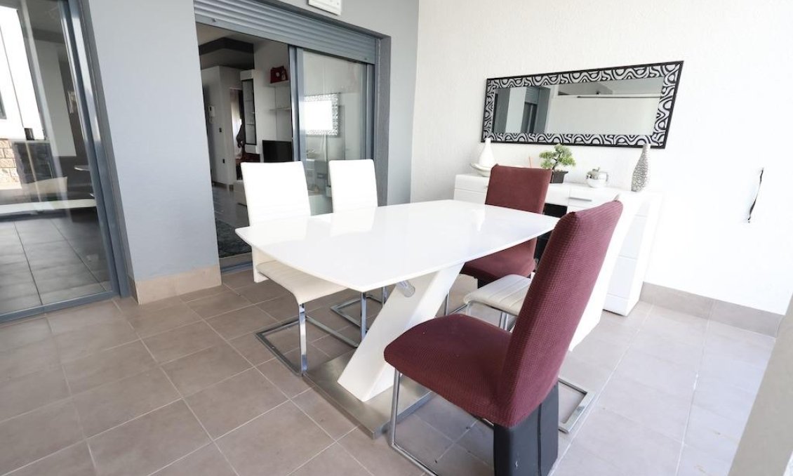 Segunda mano - Apartamento -
Orihuela Costa - Costa Blanca