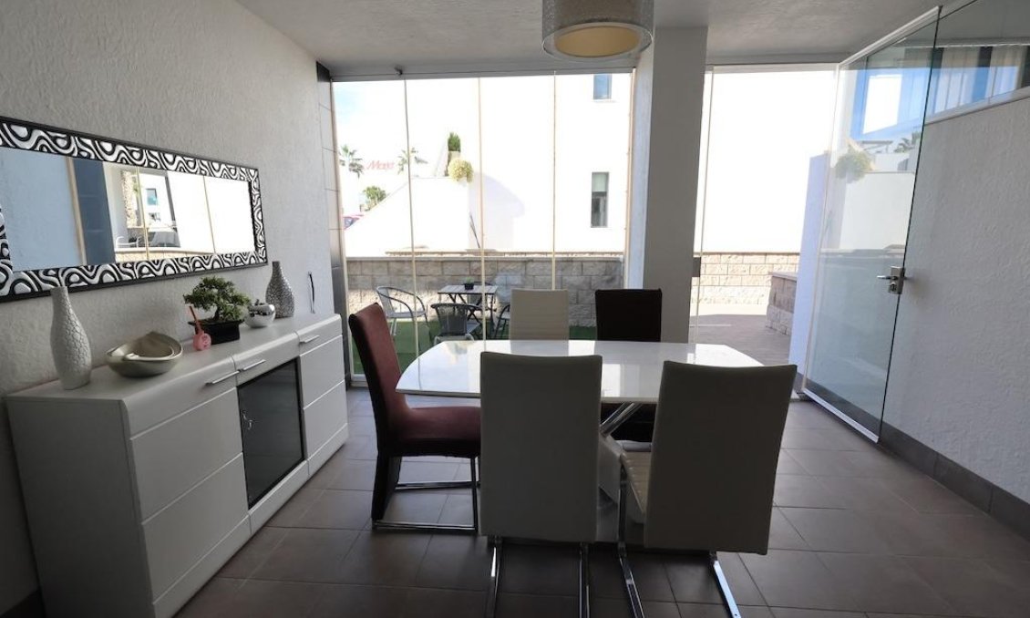 Segunda mano - Apartamento -
Orihuela Costa - Costa Blanca
